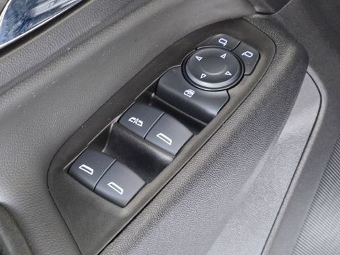 Certified 2024 Chevrolet Equinox LT FWD image 21
