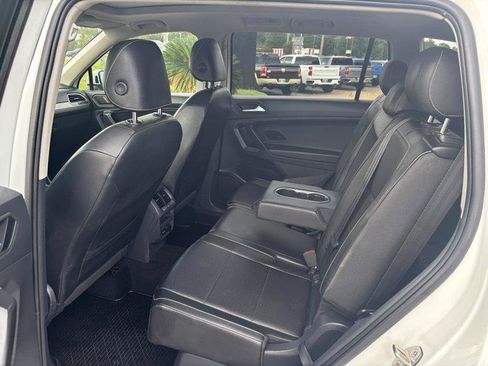 Used 2021 Volkswagen Tiguan SEL FWD image 14