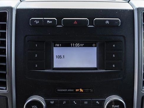 Used 2018 Ford Expedition XLT AWD/4WD image 15