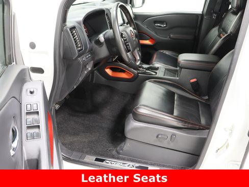 Used 2023 Nissan Frontier PRO-4X w/ Pro-4X Premium Package image 14