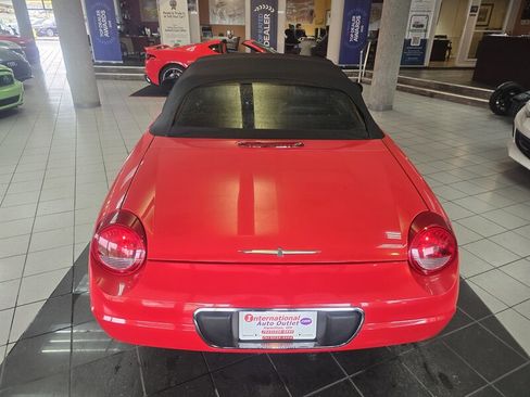 Used 2002 Ford Thunderbird image 20