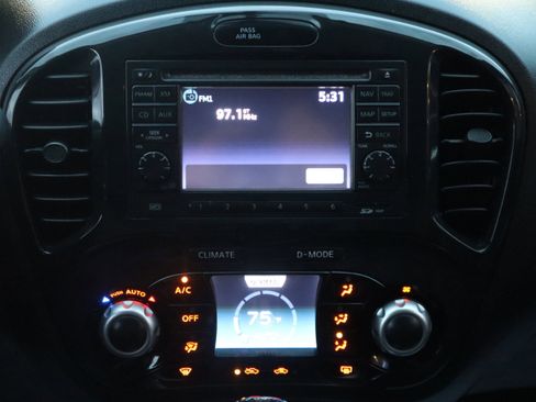 Used 2012 Nissan Juke SL w/ Chrome Pkg image 13