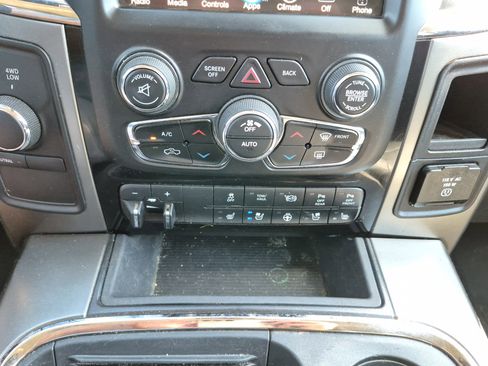 Used 2017 RAM 2500 Big Horn w/ Night Special Edition image 21