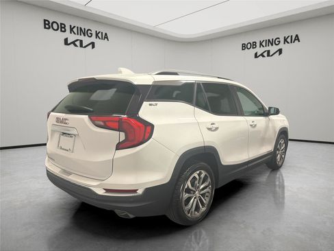 Used 2020 GMC Terrain SLT w/ Preferred Package FWD image 5