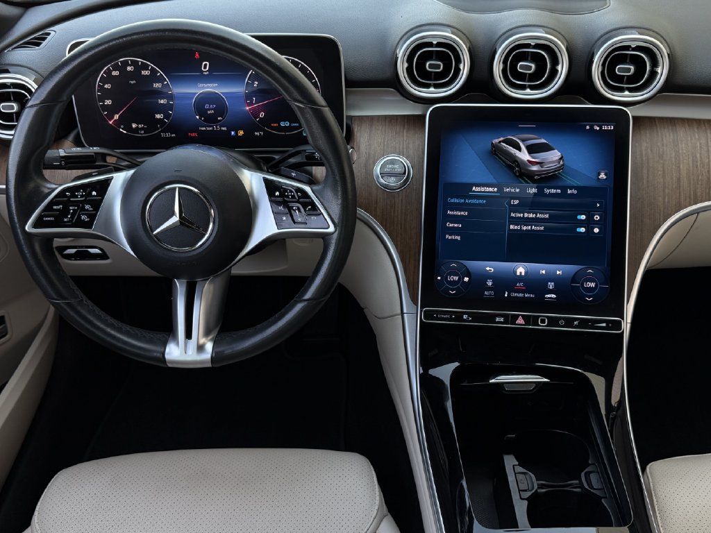 Used 2022 Mercedes-Benz C 300 Sedan image 11
