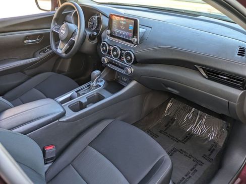 Used 2025 Nissan Sentra SV image 29