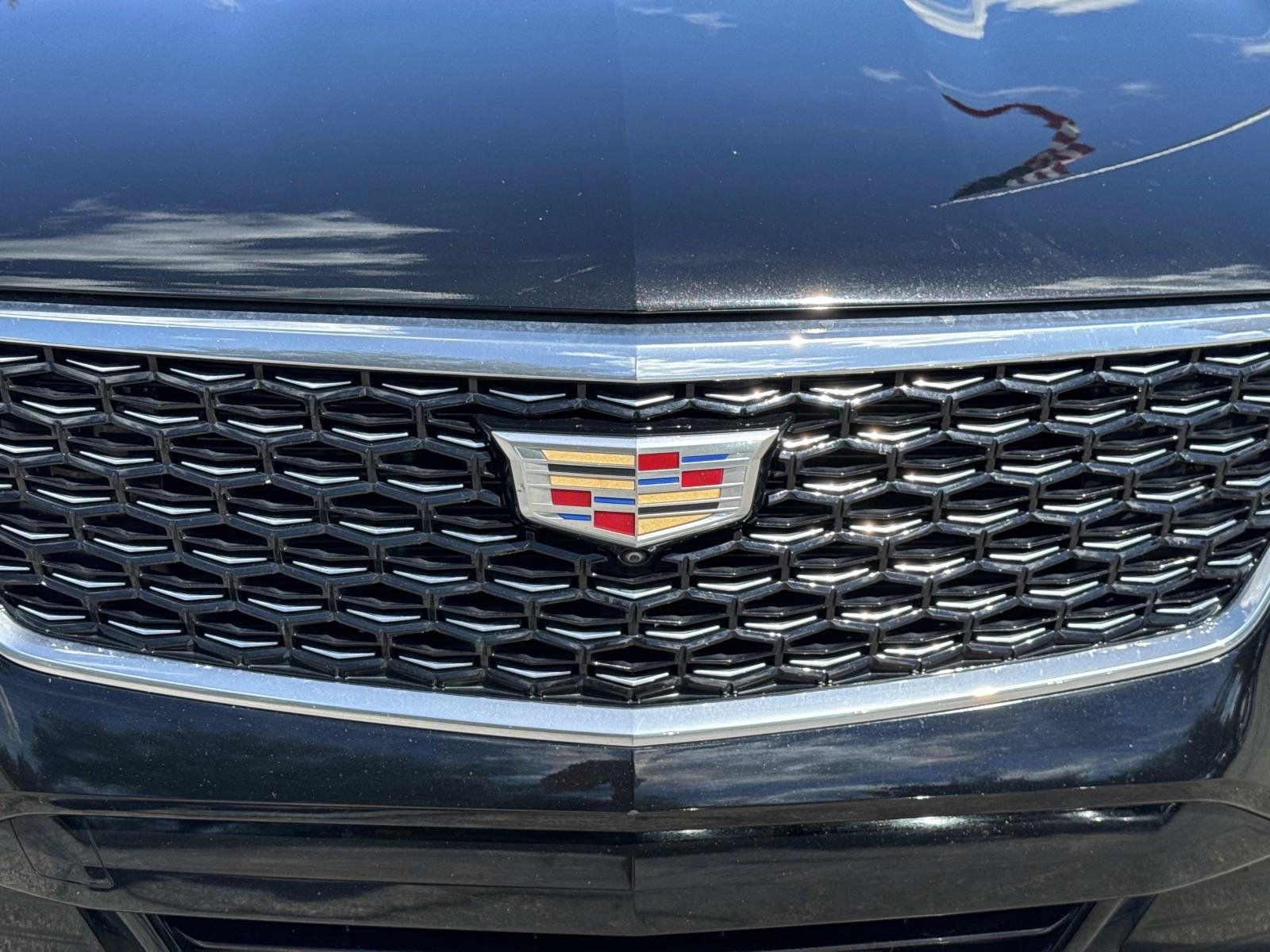 Certified 2025 Cadillac XT4 Premium Luxury FWD image 8