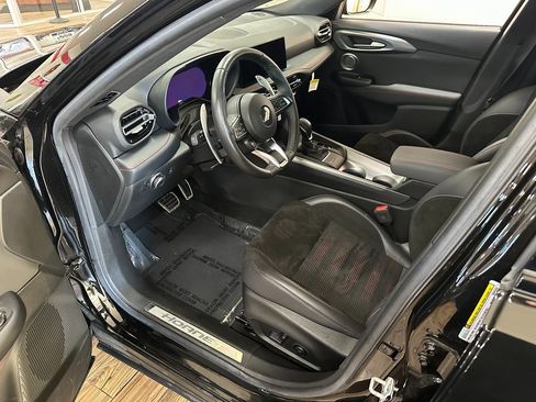 Used 2024 Dodge Hornet R/T Plus image 9