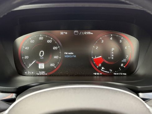 Used 2020 Volvo S60 T5 Momentum w/ Protection Package Premier image 29