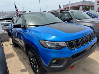 Used 2025 Jeep Compass Trailhawk