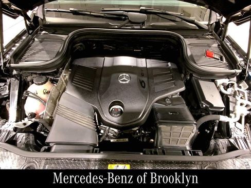 Certified 2022 Mercedes-Benz GLS 450 4MATIC image 30