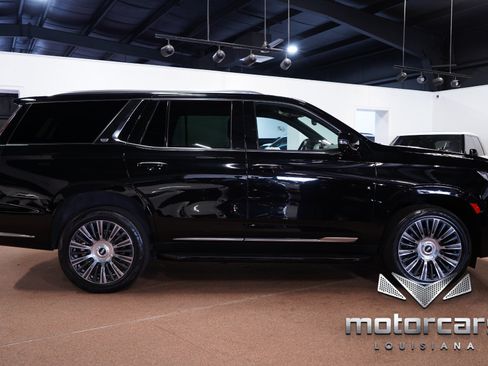 Used 2022 Cadillac Escalade Luxury RWD image 8