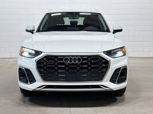 Used 2022 Audi Q5 2.0T Premium w/ Convenience Package image 9