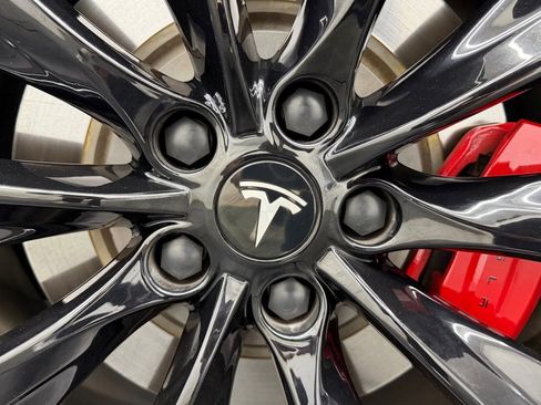 Used 2017 Tesla Model S 75D image 15