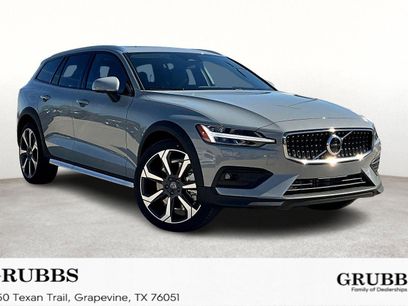 New 2026 Volvo V60 B5 Cross Country Ultra w/ Climate Package