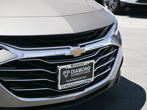 Used 2023 Chevrolet Malibu LT FWD image 11