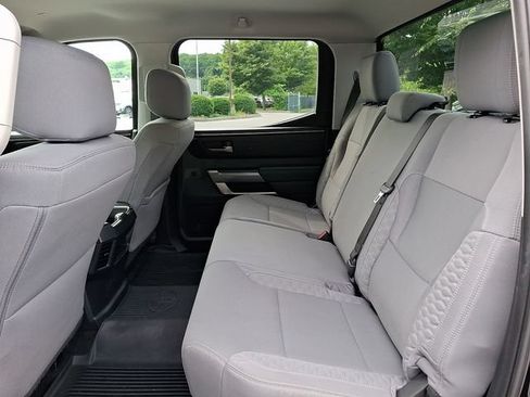 Certified 2022 Toyota Tundra SR5 w/ SR5 Convenience Package AWD/4WD image 10