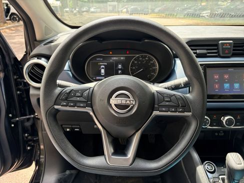 Used 2025 Nissan Versa SV FWD image 27