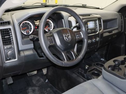 Used 2018 RAM 2500 Tradesman w/ Chrome Appearance Group image 22