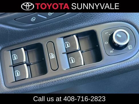 Used 2013 Volkswagen GTI Driver's Edition image 17