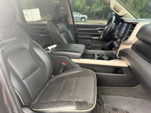Used 2021 RAM 1500 Laramie AWD/4WD image 13