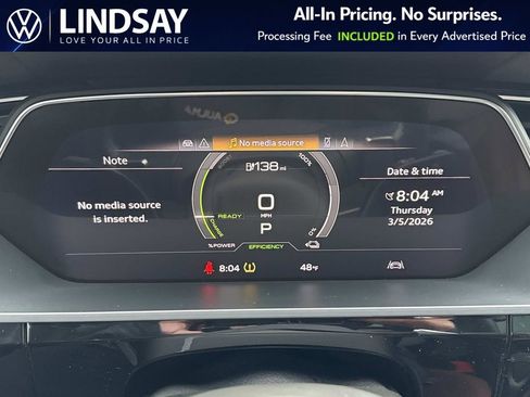 Used 2022 Audi e-tron Premium AWD/4WD image 24