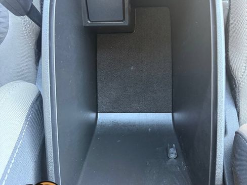 Used 2022 Ford Escape SE FWD image 23