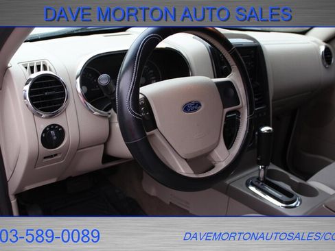 Used 2007 Ford Explorer XLT image 9