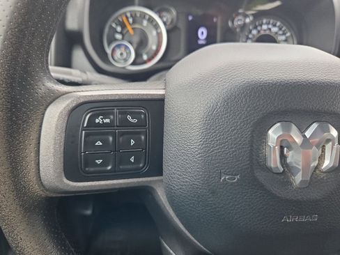 Used 2022 RAM 5500 Tradesman w/ Chrome Appearance Group AWD/4WD image 13