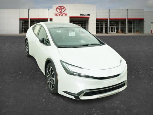 New 2026 Toyota Prius Plug-In Hybrid image 17