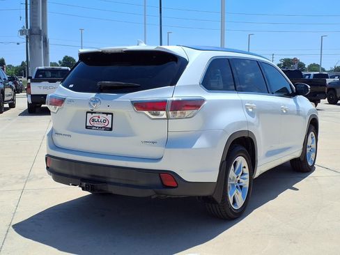 Used 2016 Toyota Highlander Limited FWD image 6