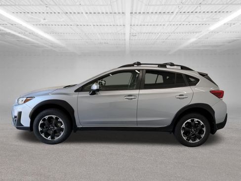 Used 2022 Subaru Crosstrek 2.0i Premium AWD/4WD image 2