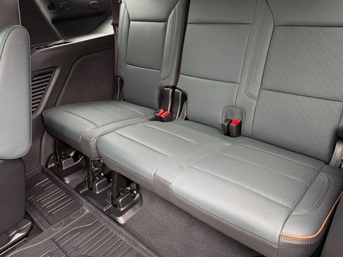 New 2026 GMC Yukon AT4 w/ AT4 Premium Plus Package AWD/4WD image 14