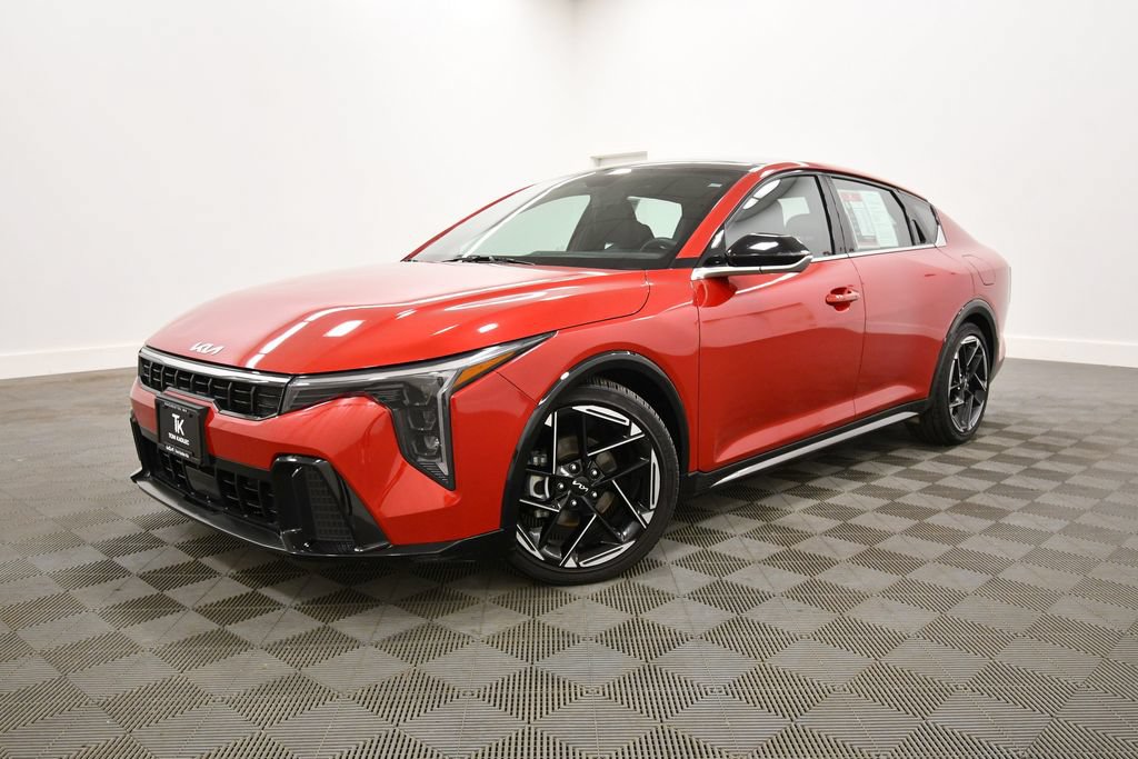 Certified 2025 Kia K4 GT-Line w/ GT-Line Sunroof Package FWD image 2