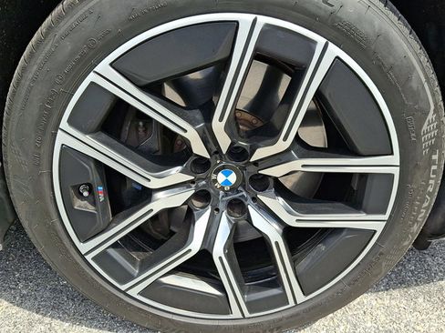 Used 2023 BMW 760i xDrive AWD/4WD image 8