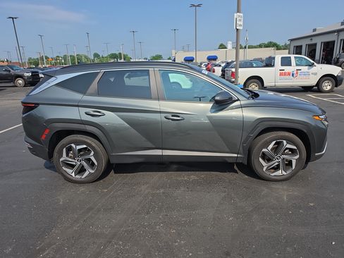 Used 2023 Hyundai Tucson SEL w/ Convenience Package AWD/4WD image 2