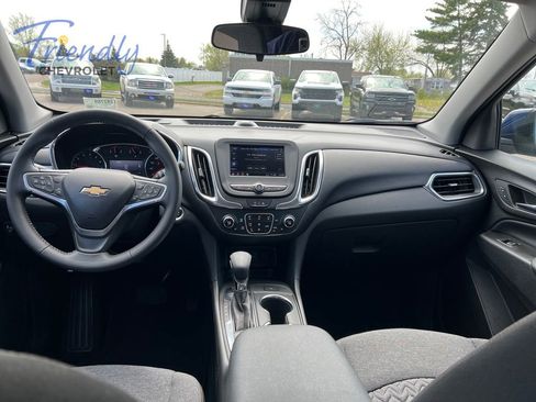 Used 2022 Chevrolet Equinox LT AWD/4WD image 17