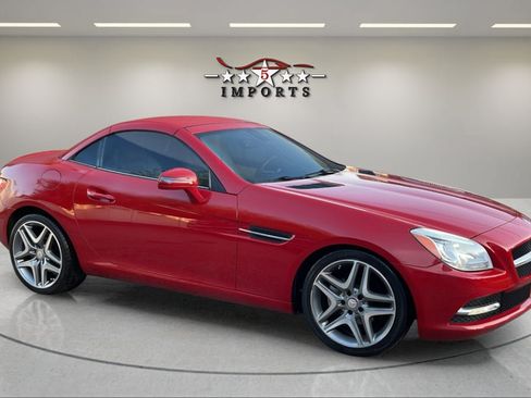 Used 2013 Mercedes-Benz SLK 250 image 7