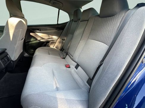 Used 2025 Toyota Camry LE FWD image 9