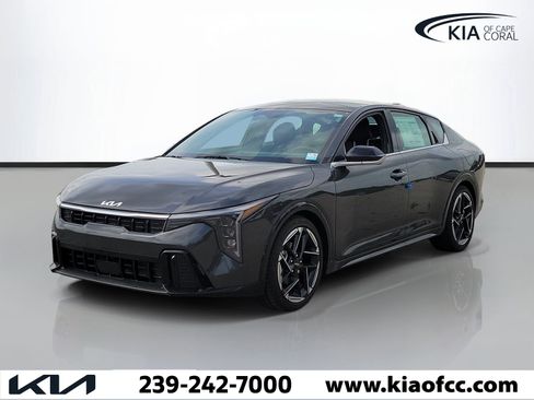New 2026 Kia K4 GT-Line w/ GT-Line Premium Package FWD image 3