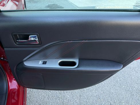 Used 2010 Ford Fusion Sport image 20