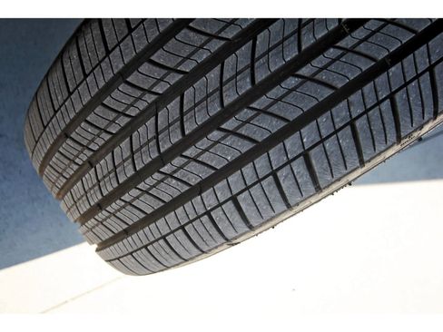 Certified 2025 Hyundai Santa Cruz Limited image 32