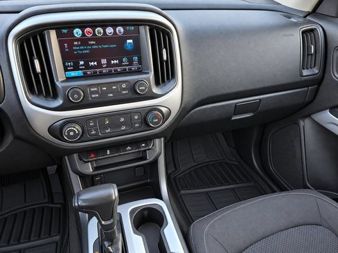Certified 2018 Chevrolet Colorado LT RWD image 22