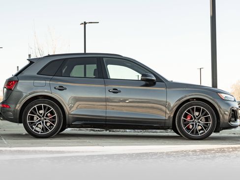 Certified 2022 Audi SQ5 Premium Plus w/ Premium Plus Package image 5