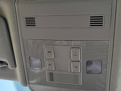 Certified 2025 Volkswagen Jetta S FWD image 12
