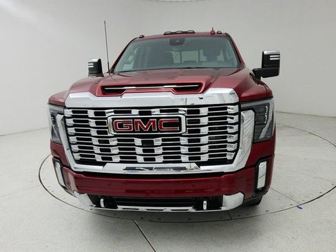 Used 2024 GMC Sierra 3500 Denali w/ Technology Package AWD/4WD image 14