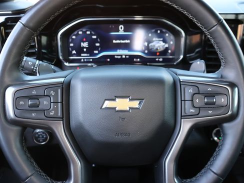 Used 2023 Chevrolet Silverado 1500 High Country w/ High Country Premium Package image 17