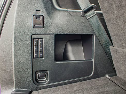 Used 2021 Ford Expedition Limited image 39