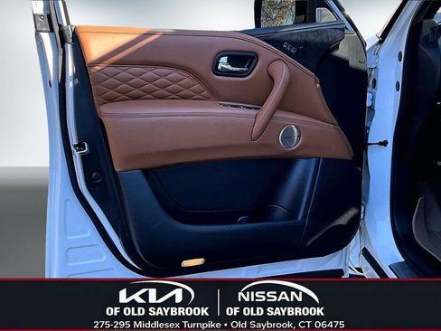 Used 2023 INFINITI QX80 Sensory w/ Cargo Package image 20