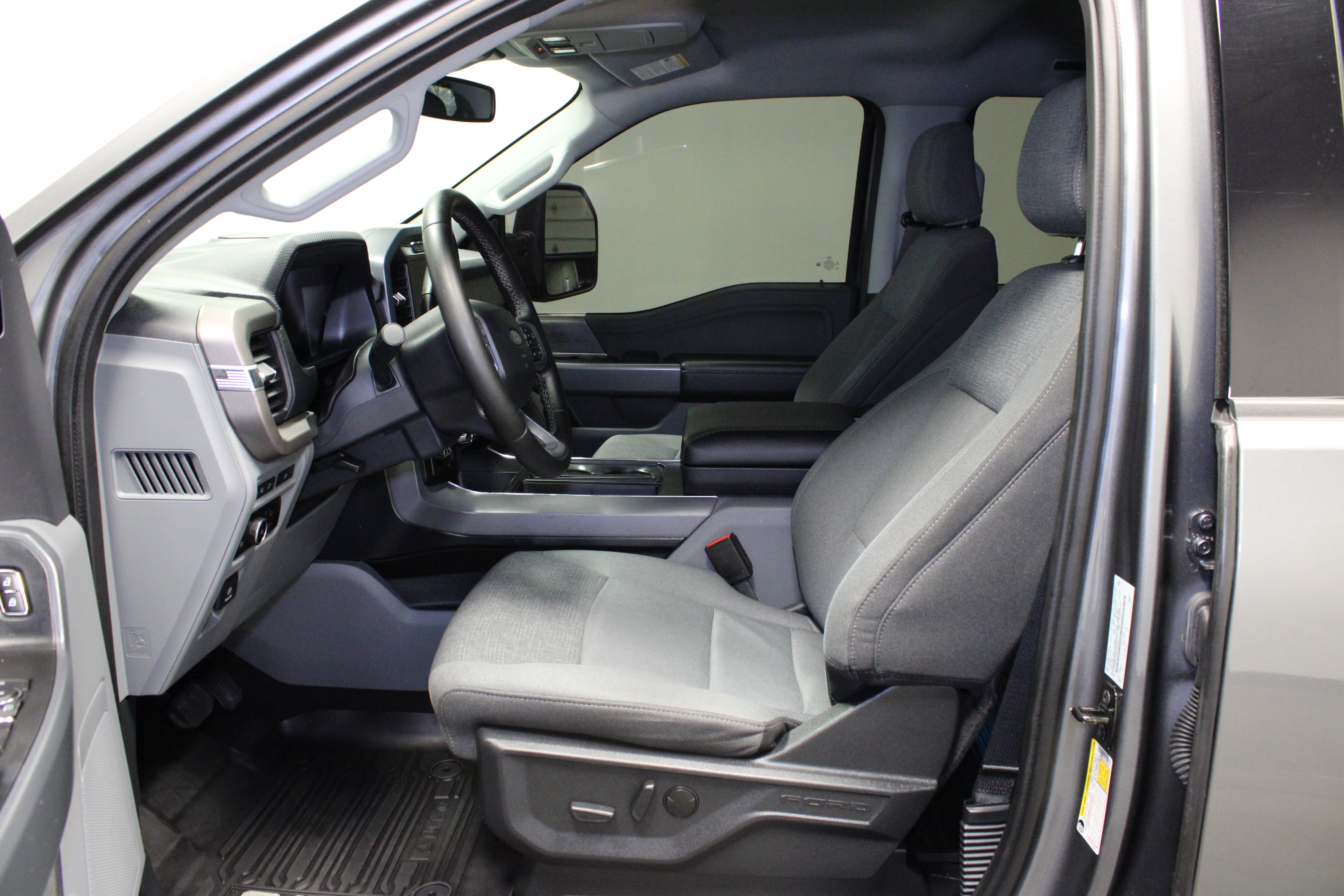 Used 2024 Ford F150 XLT w/ Equipment Group 302A MID AWD/4WD image 18